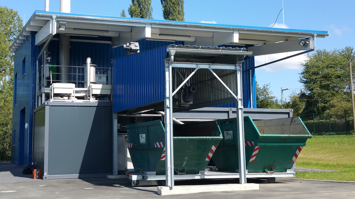 Sludge treatment building in Linz-Unkel WwTP (front view) – Courtesy of Eliquo Stulz