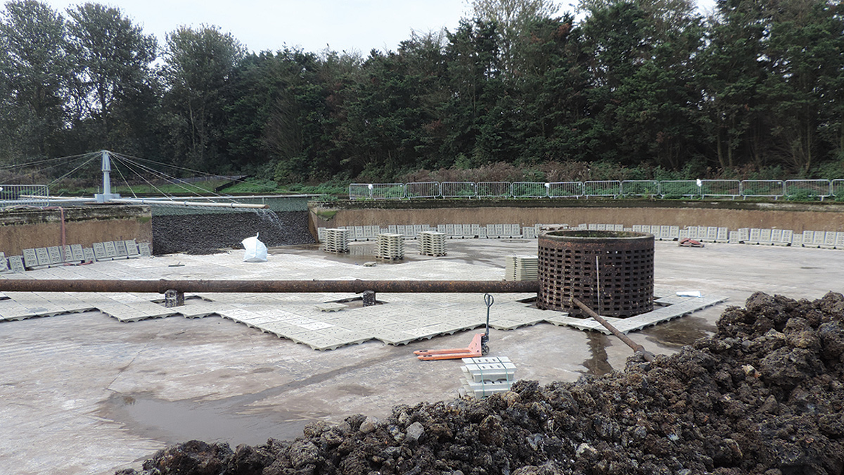 The second of a conjoined set of filters gets refurbished -Courtesy of Southern Water