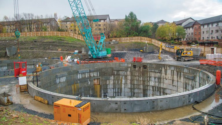 Parallel shaft construction using one crane - Courtesy of SNS