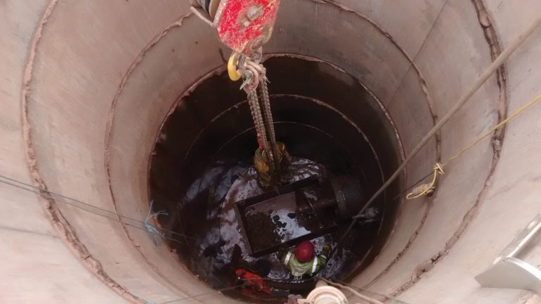 Auger bore reception pit - Courtesy of NMCNomenca