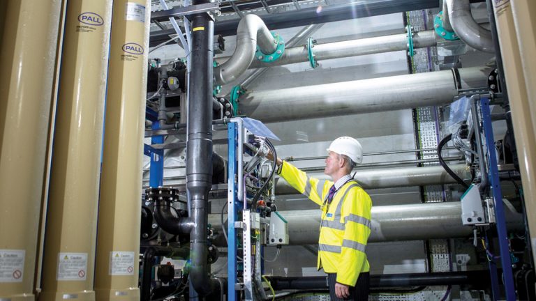 Inspecting the pneumatics - Photo by Ady Kerry, courtesy of SEW