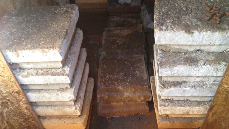 Heybridge gate internal inspection: Ballast within gate - Courtesy of Northumbrian Water Group