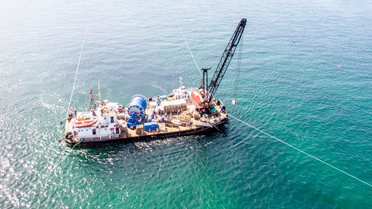 Mooring lines securing the barge by GPS positioning - Courtesy of George Leslie Ltd