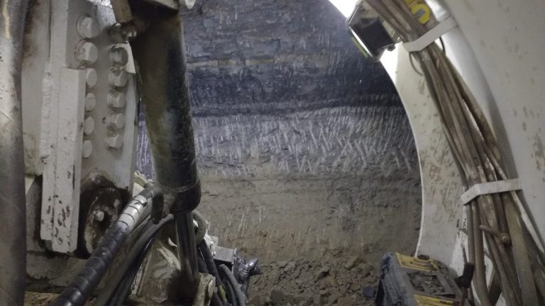 Exposed rock formation at TBM face - Courtesy of NMCNomenca
