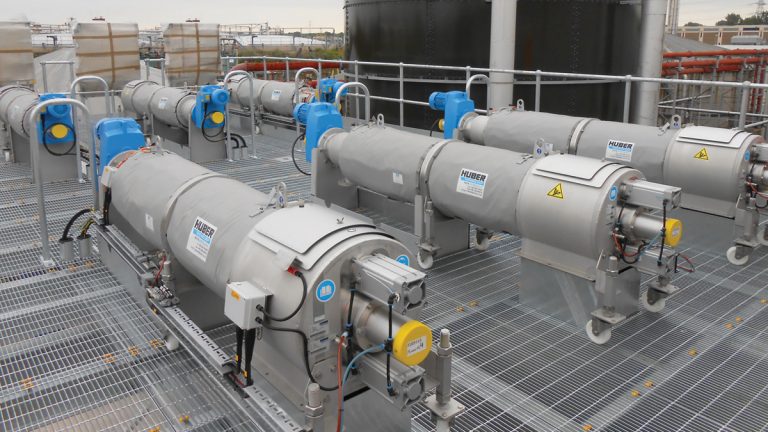 Primary sludge strainpress installation - Courtesy of MWH Treatment