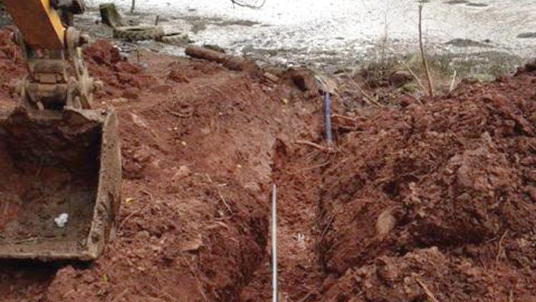 Directional drill estuary crossing - Courtesy of South West Water Delivery Alliance H5O