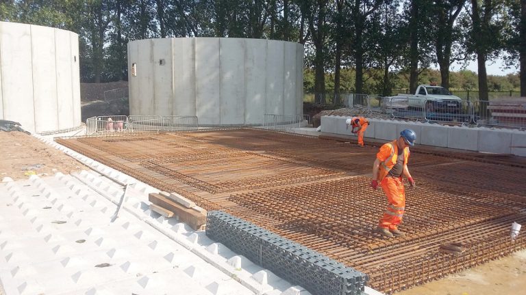 Installation of ASP base reinforcement - Courtesy of C2V+