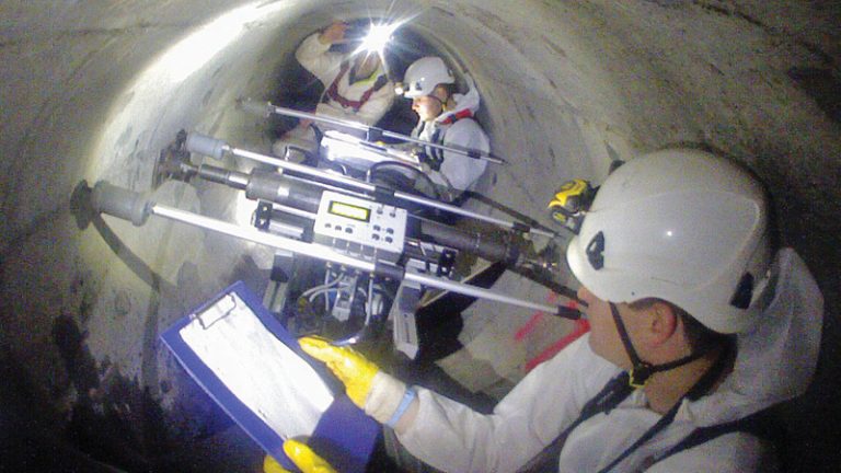 Figure 3 : Extensometer in tunnel - Courtesy of Wessex Water