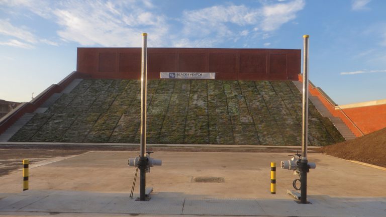 The ‘living roof’ planted with sedum is home to wildlife and an effective noise baffle - Courtesy of Black & Veatch