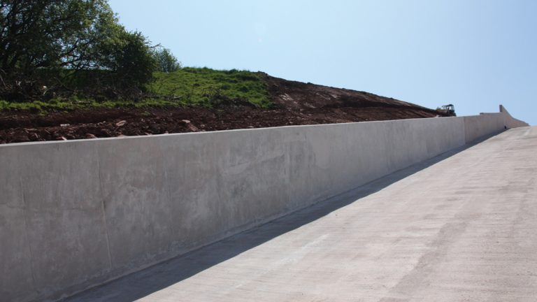 New RC chute, wall and base - Courtesy of Skanska UK