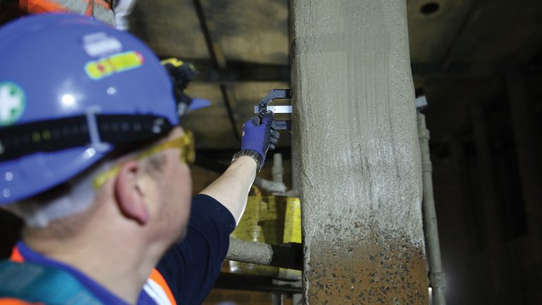 Shavers End Reservoir: Necessary checks being carried out to ensure that the correct application criteria as per the manufacturers IFU - Courtesy of Stonbury