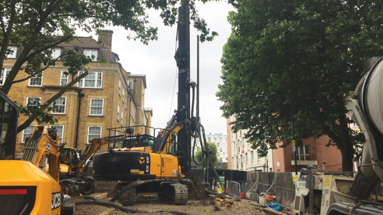 Piling operation to install piles for the south temporary connection - Courtesy of SMB JV