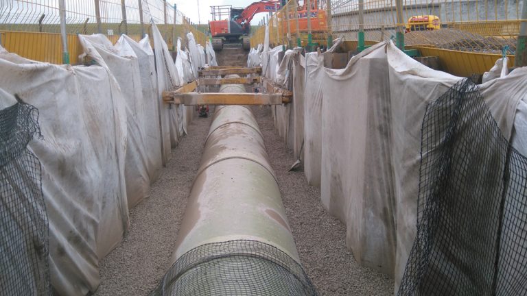 Laying new GPR pipeline - Courtesy of MMB