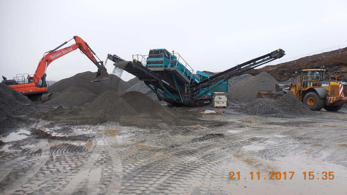Rock crushing machines - Courtesy of RSE