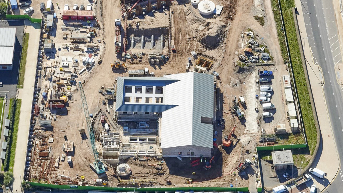 New facility building, individual 1.2m dia pipework to the manifold, new RC manifold and pressure chamber to the LSO - Courtesy of United Utilities