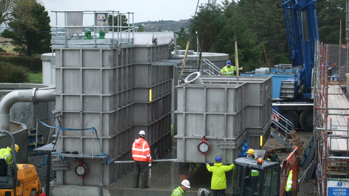 Module crane lift at Ardsbeg - Courtesy of EPS Group