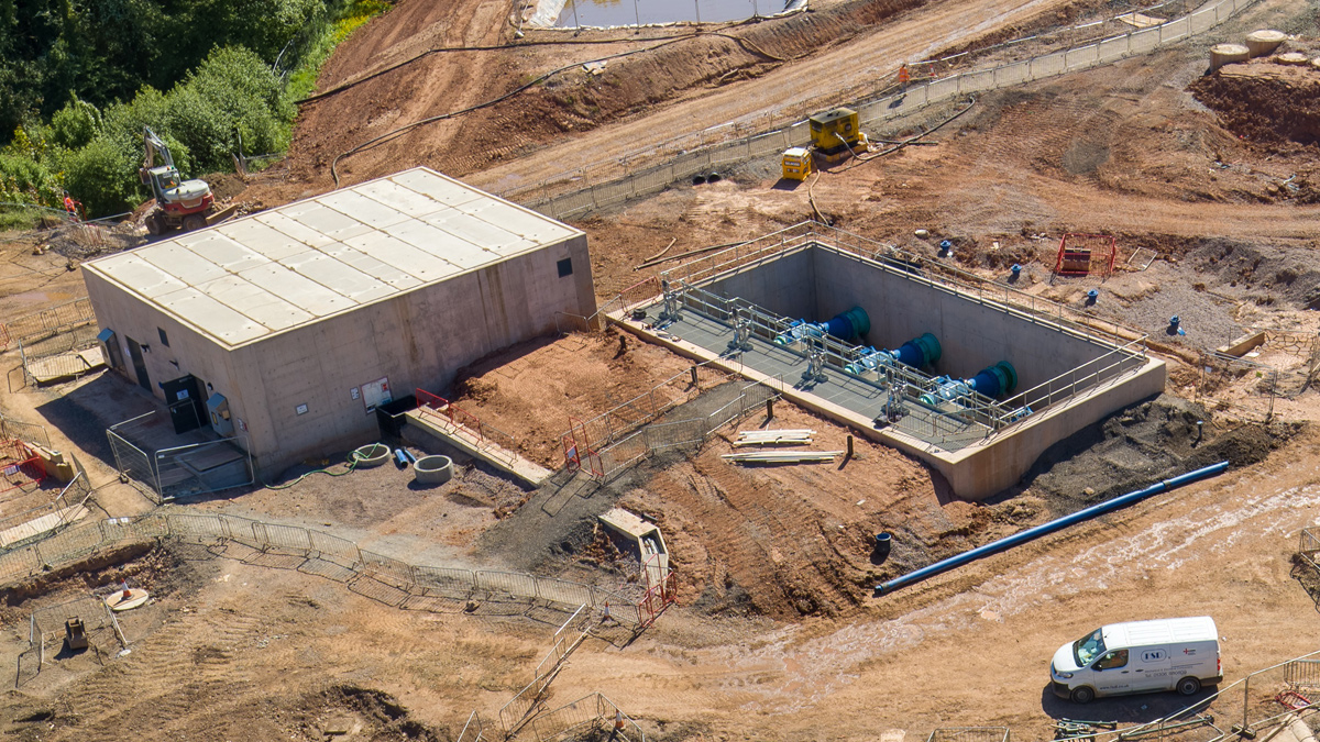 Chemical mixing chamber (left) and raw water inlet PS (RWIPS) (right) - Courtesy of Severn Trent