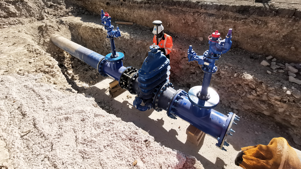 Line valve and washout (OXO) arrangement - Courtesy of SMB