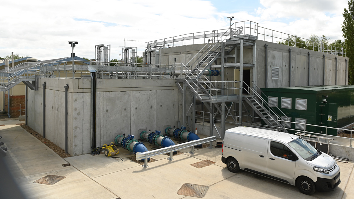 Clean backwash tank and GAC filter - Courtesy of South East Water