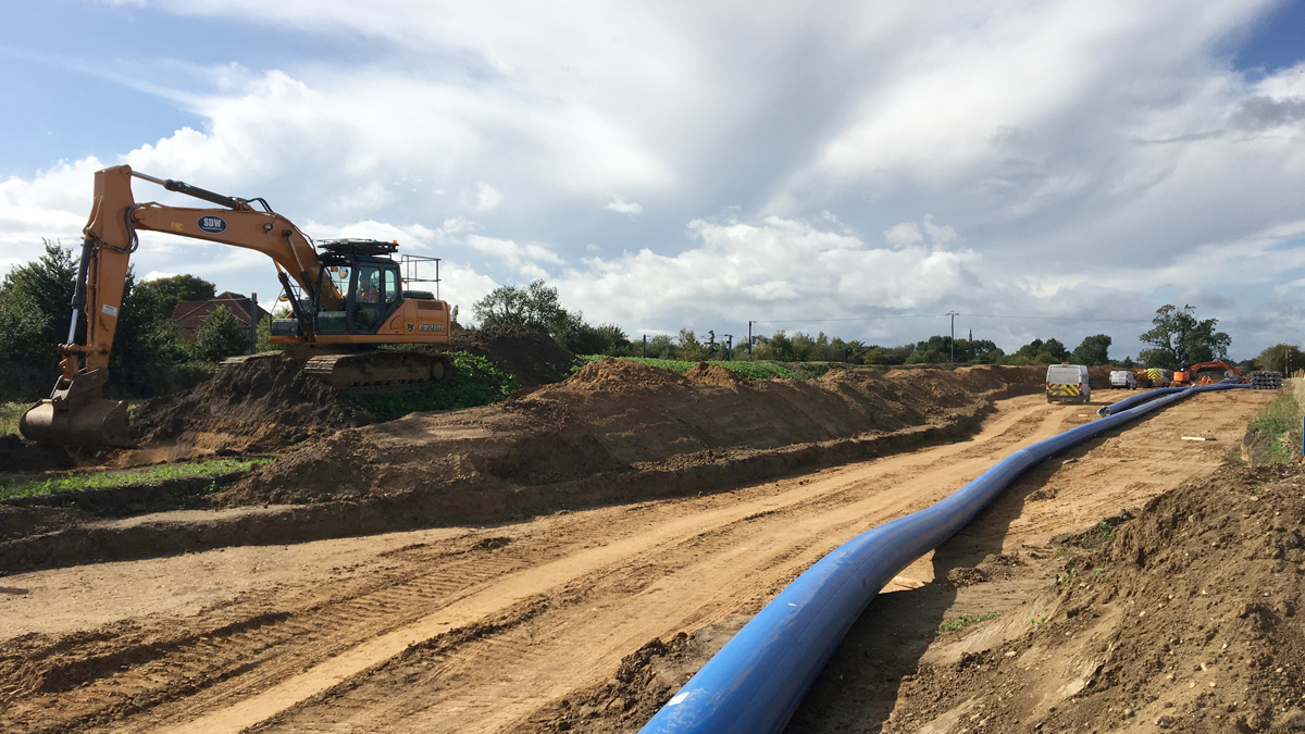 New water supply pipeline being installed to support new development around the town - Courtesy of Severn Trent