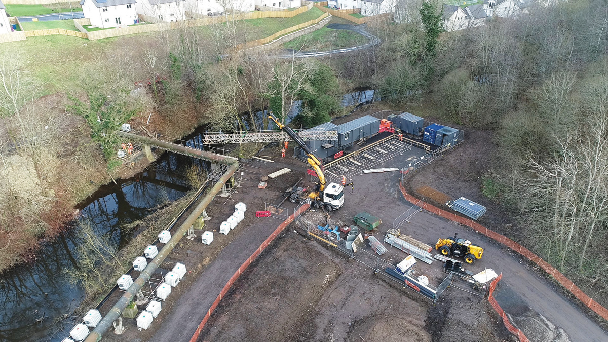 Roundknowe - pipe bridge installation - Courtesy of aBV