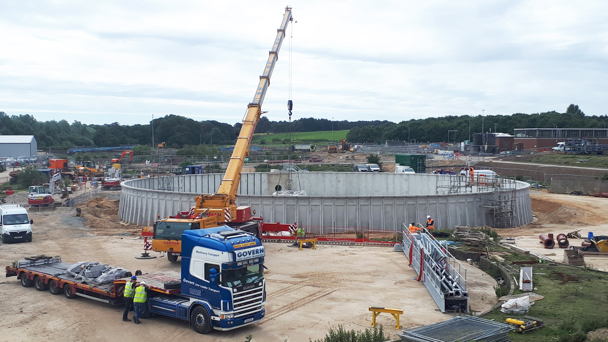 Installation of the new FST scraper bridge - Courtesy of @one Alliance