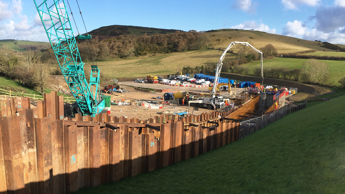 Concrete pour to stilling basin walls - Courtesy of MMB