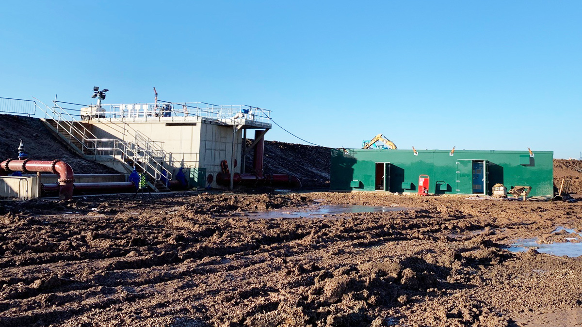 Outlet structure and kiosk - Courtesy of Yorkshire Water