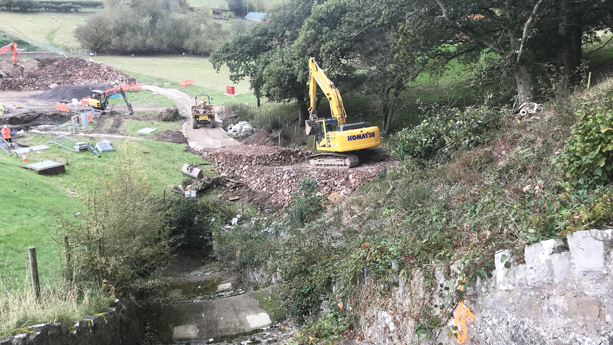 Haul road created to the left-hand side of the spillway - Courtesy of Skanska