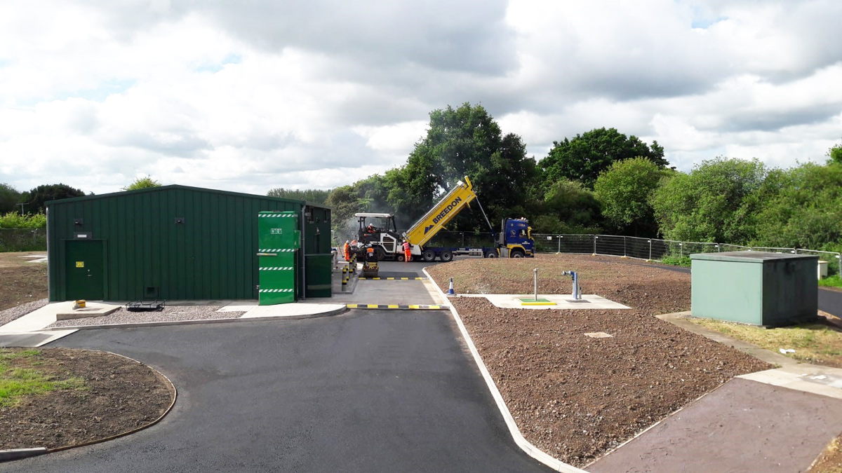 Wearing course application - Courtesy of MMB