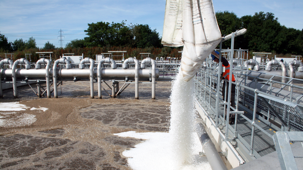 Installing final batch of media - Courtesy of United Utilities