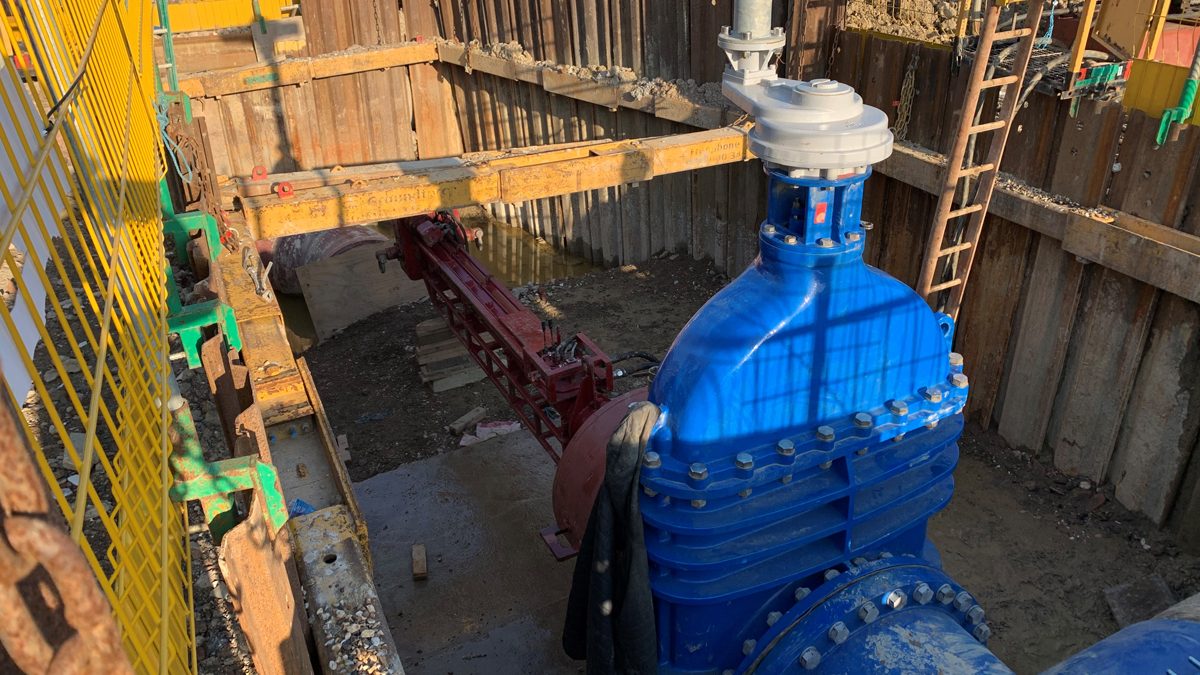 Temporary works for inlet valve/pipe DN900 - Courtesy of CMDP JV