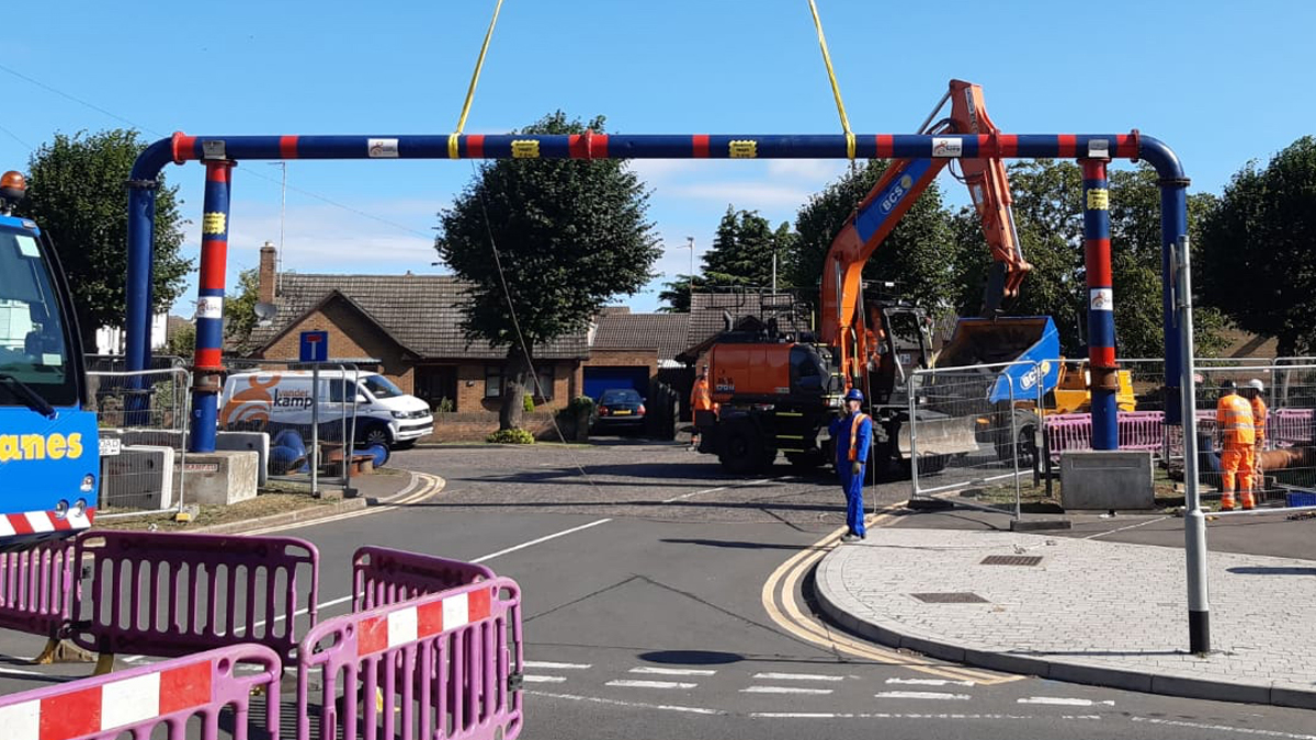 Installation of the overhead diversion - Courtesy of @one Alliance