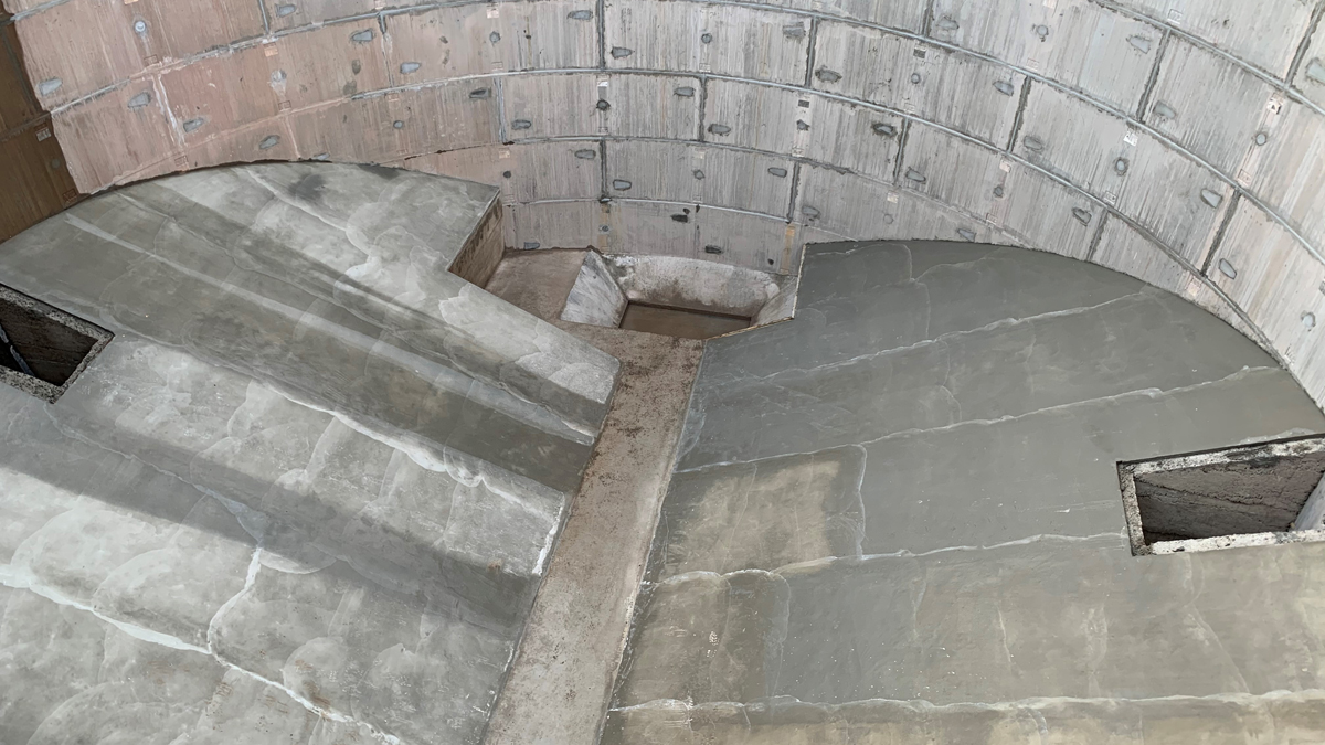 Detention tank shaft construction - butterfly benching installed - Courtesy of United Utilities