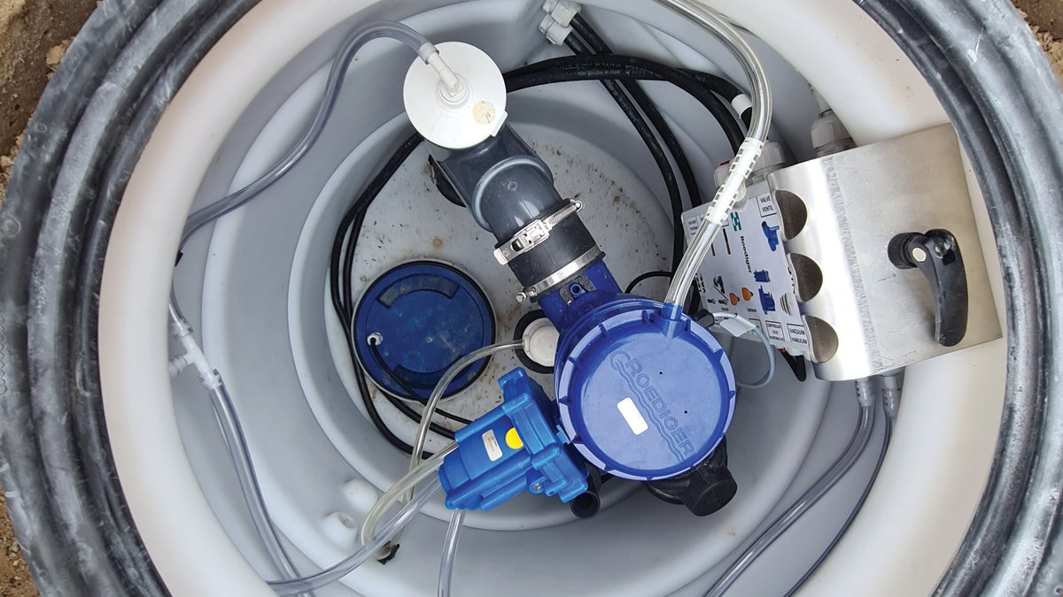 Vacuum pot - Courtesy of Galliford Try