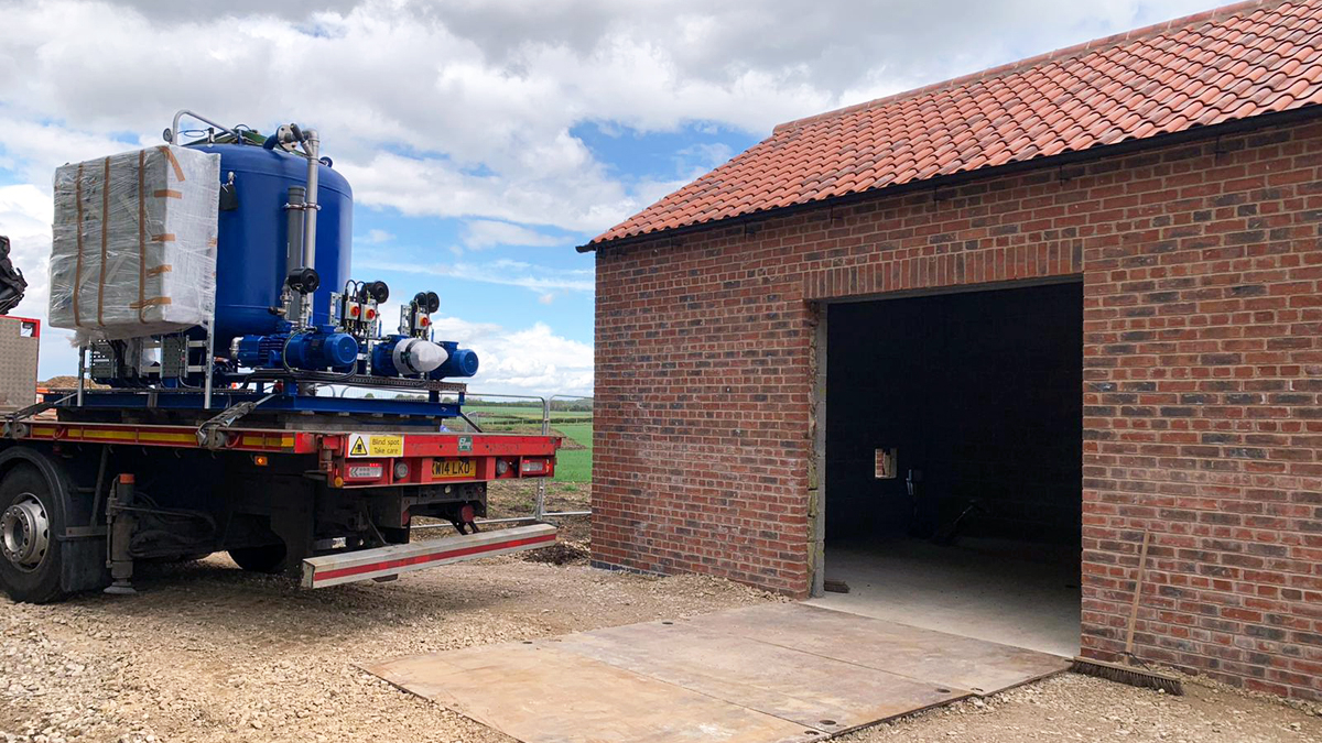 Vacuum package plant arriving on site - Courtesy of Galliford Try