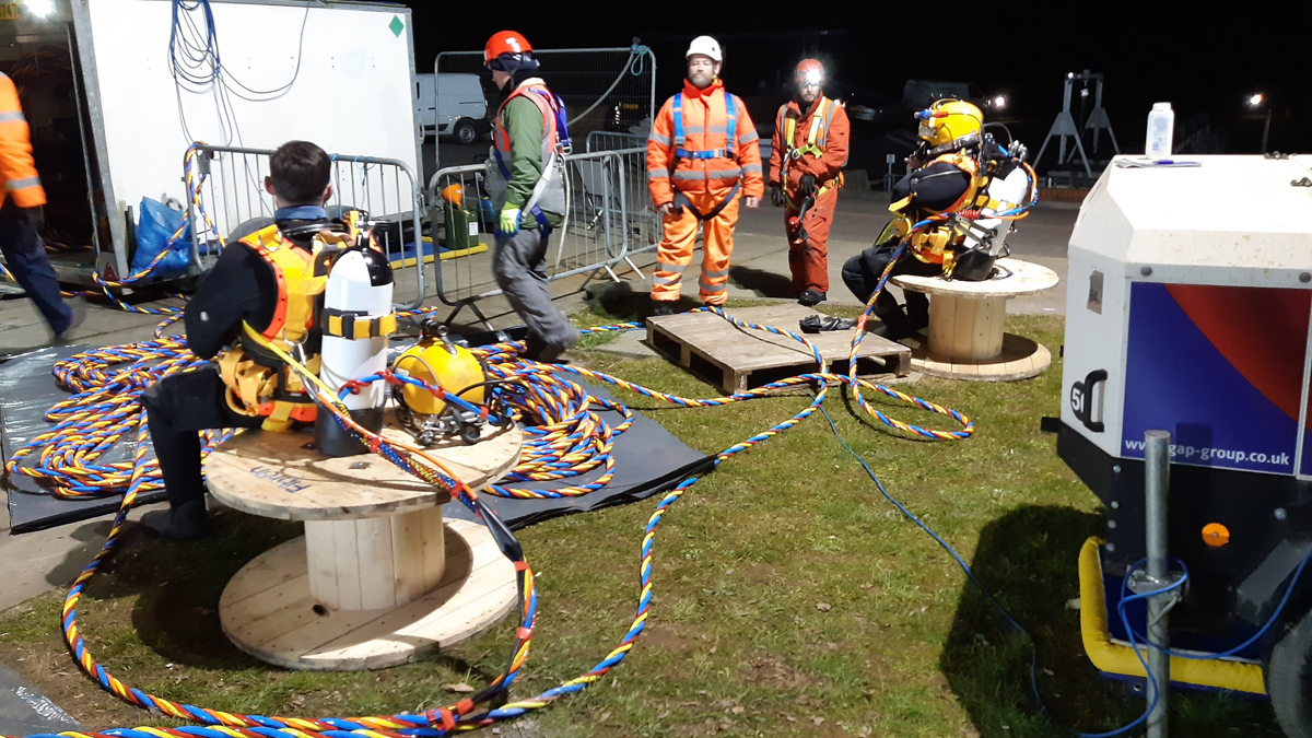 Divers getting ready for a night dive - Courtesy of Anglian Water @one Alliance