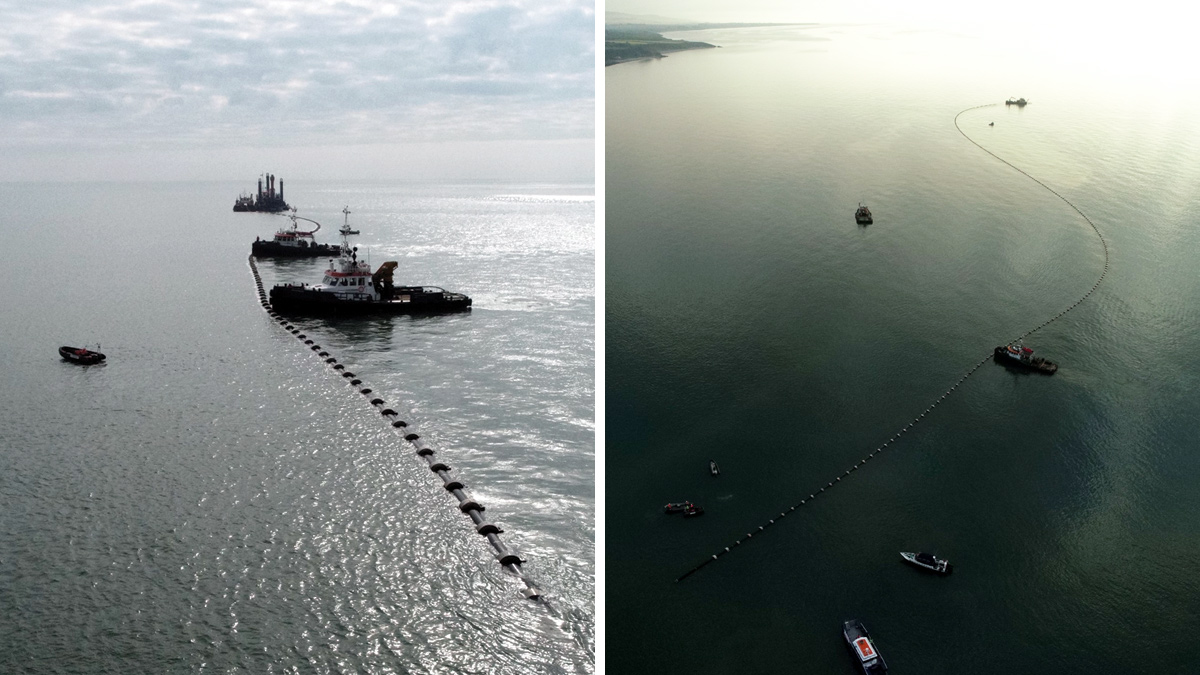 Outfall pipe during sinking operation - Courtesy of Van Oord Ireland