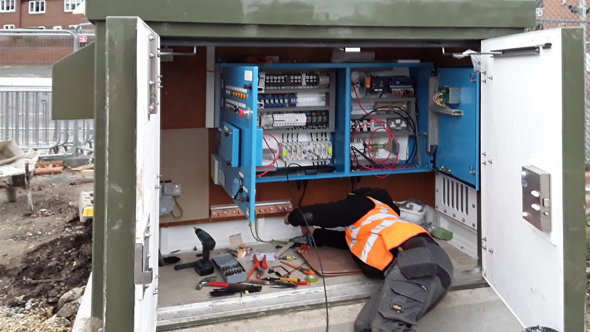 Electricals kiosk installation with Retroflo - Courtesy of Esh-Stantec