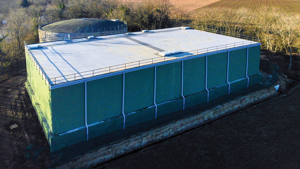 The completed reservoir, showing hatches, handrailing and drainage - Courtesy of Stonbury