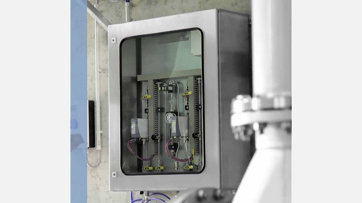 Improved gas feeding in water treatment